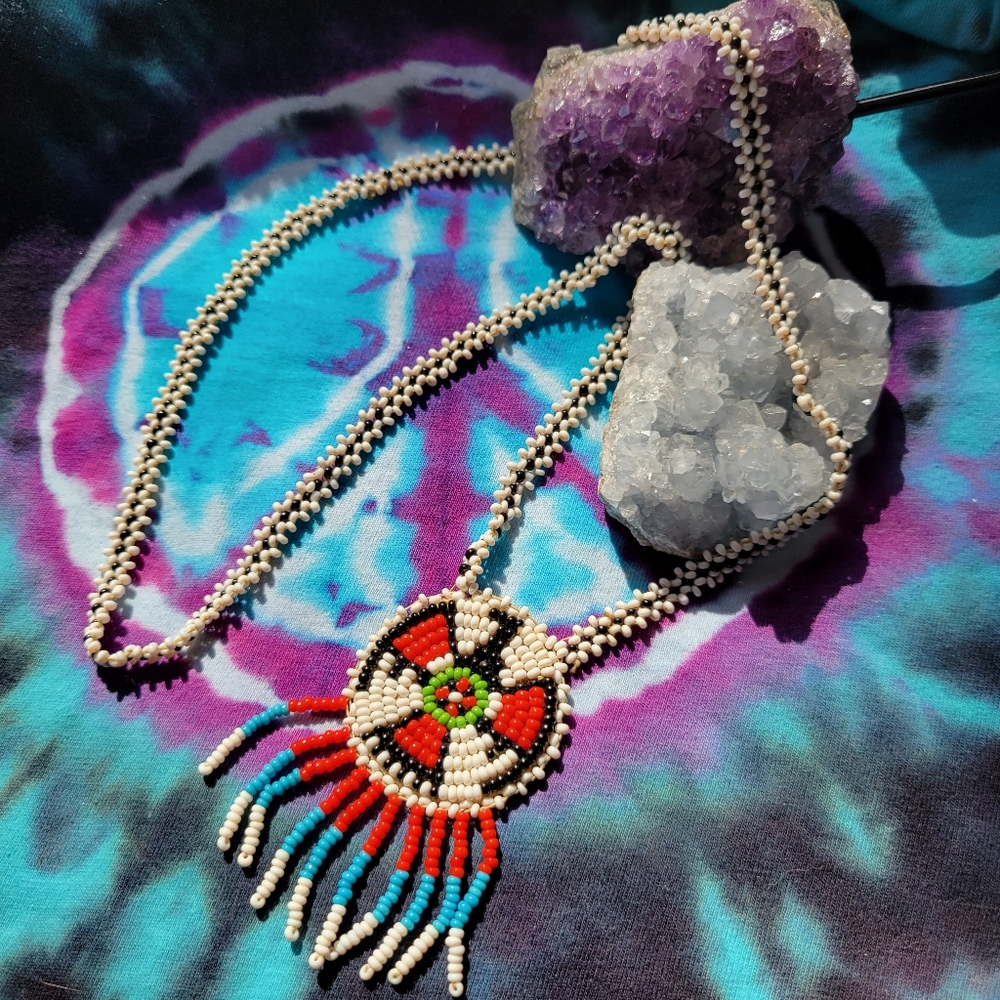Vintage 60's hand beaded necklace in excellent condition, glass beads, & leather